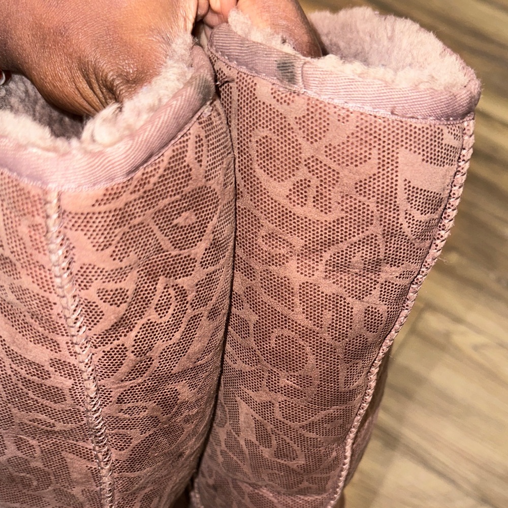 Ugg Paisley Patterned Shearling Lined Winter Boots - image 3